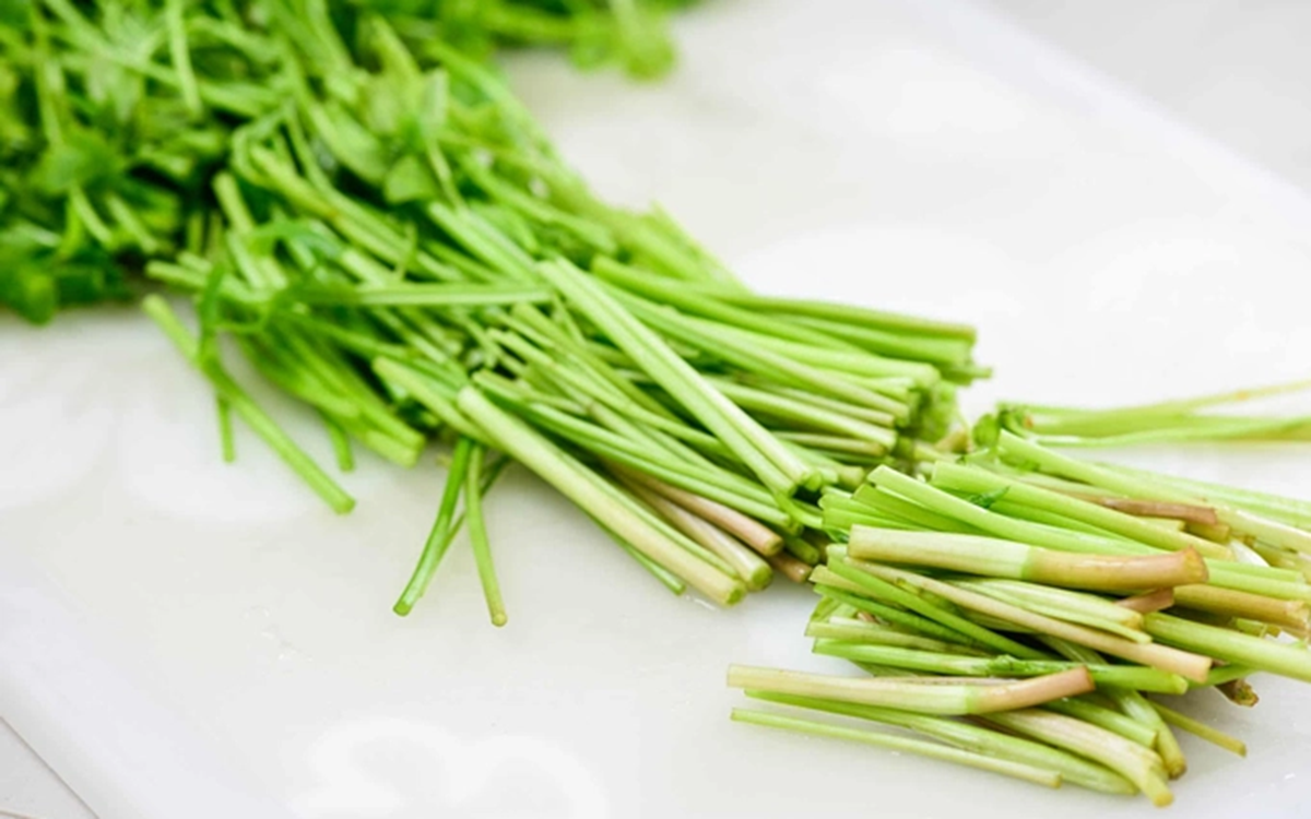 2 loại rau “khoái khẩu” mùa lạnh dễ thành ổ sán, đứng đầu bảng ngoài chợ bán đầy- Ảnh 2.