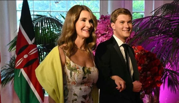 Chân dung con trai duy nhất của Bill Gates: Sinh ra trong biệt thự 66.000 m2 nhưng không được dùng điện thoại trước 14 tuổi, ăn xong phải tự rửa bát- Ảnh 2.