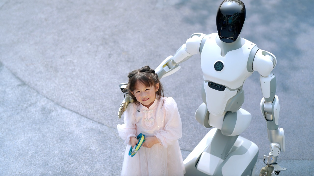 Robot trông trẻ đã xuất hiện, ngày càng thông minh hơn và mở ra kỷ nguyên mới của cuộc sống gia đình- Ảnh 2.