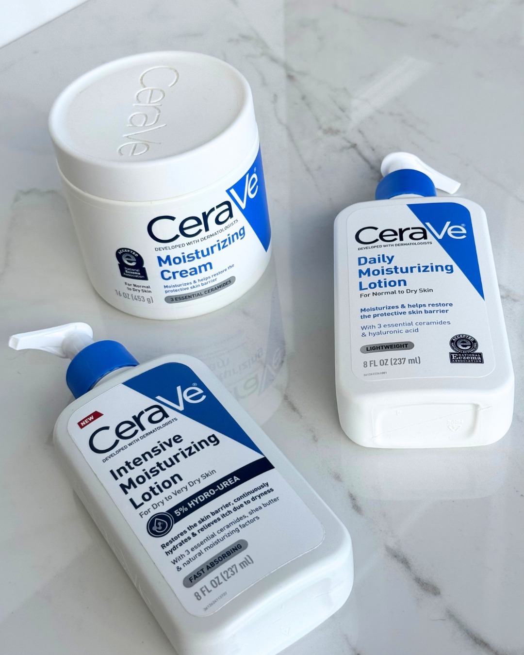 5 lọ kem dưỡng ẩm bình dân rất tốt: Khôi phục làn da tổn thương thành mịn màng, căng khỏe 24/7- Ảnh 4. 5 lọ kem dưỡng ẩm bình dân rất tốt: Khôi phục làn da tổn thương thành mịn màng, căng khỏe 24/7- Ảnh 4.