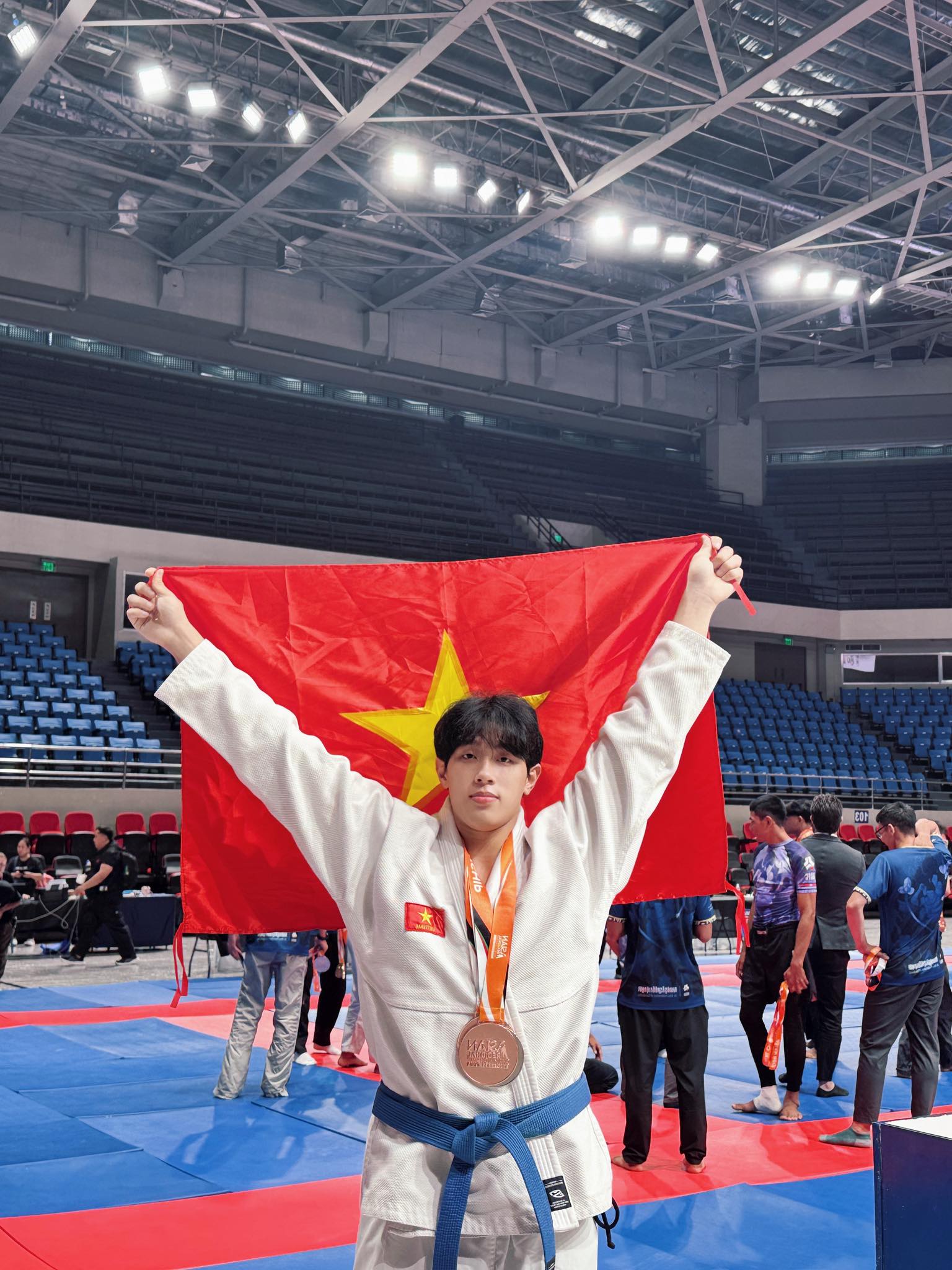 Trai đẹp tuyển võ Việt Nam dự SEA Games 33: Visual cực phẩm, body 6 múi cuồn cuộn- Ảnh 4.