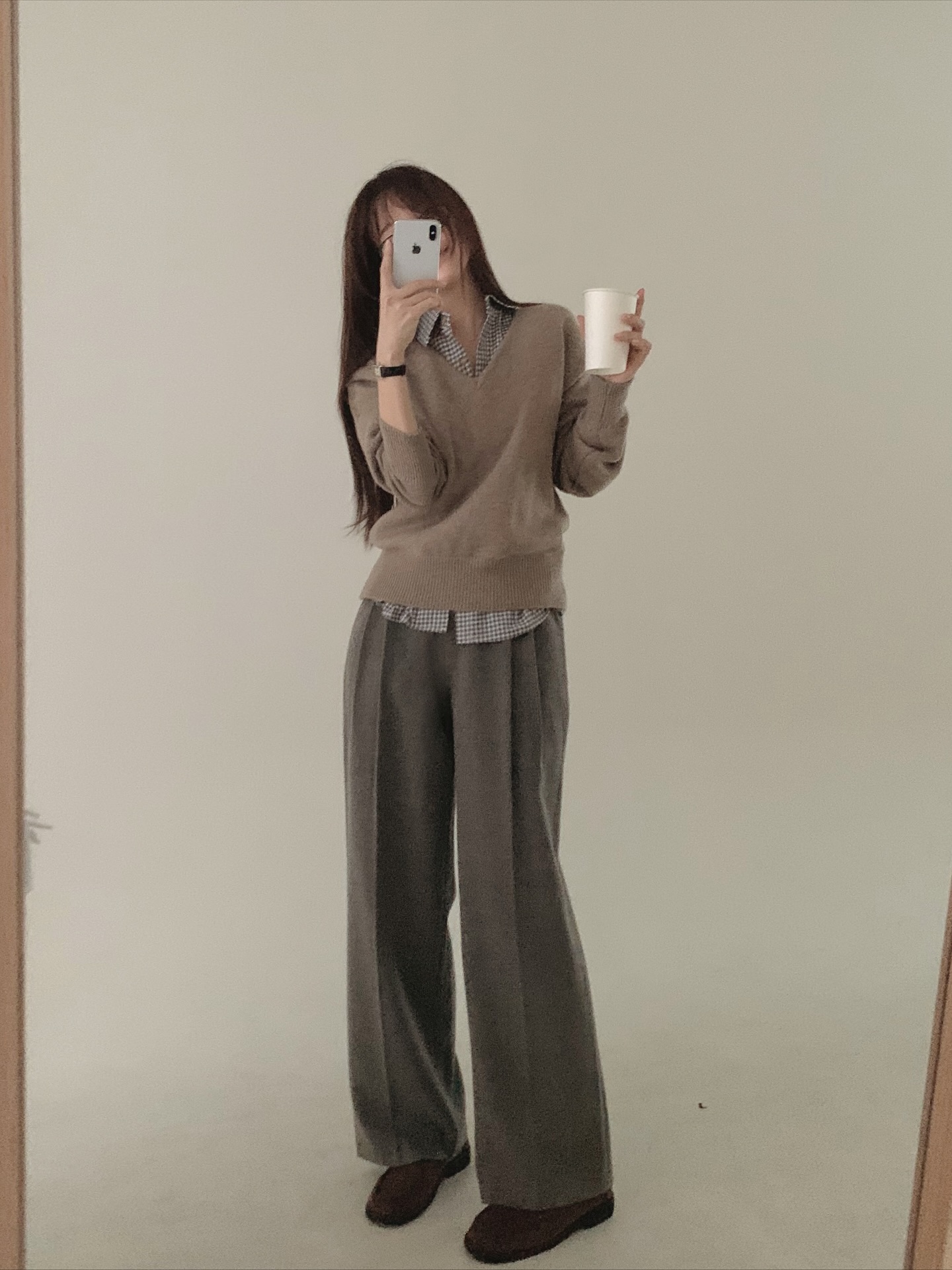 5 item công sở không bao giờ lỗi mốt, càng thích mặc đồ đơn giản càng nên có- Ảnh 7.