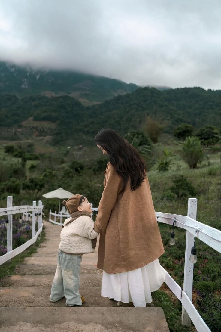 Bố mẹ buông bỏ được những chấp niệm này, tương lai con cái càng rạng rỡ, xán lạn- Ảnh 2.