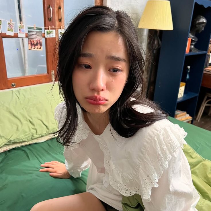 Nữ giới sắp "cạn kiệt" estrogen cơ thể thường lộ ra 5 thứ, chưa tới 40 tuổi đ&atilde; c&oacute; phải sớm đi thăm kh&aacute;m- Ảnh 2.