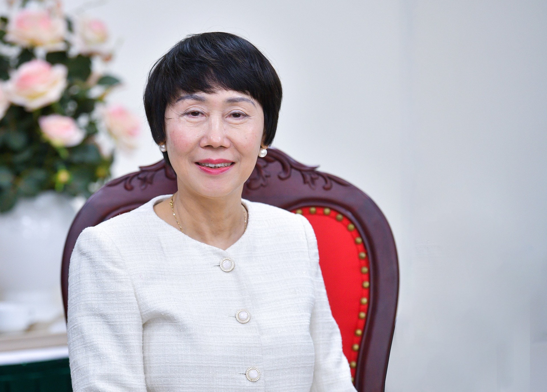 Cần chế tài mạnh chấn chỉnh nghệ sĩ lệch chuẩn- Ảnh 1.