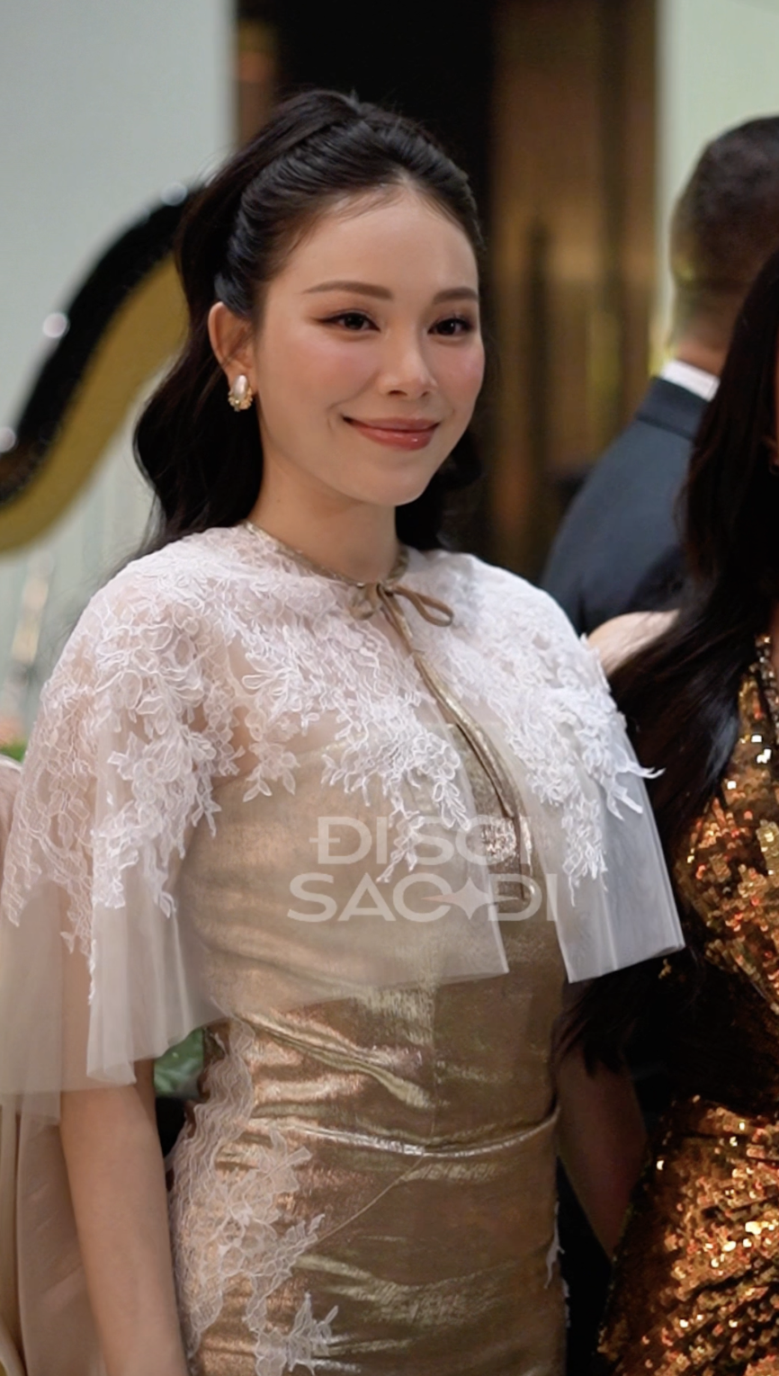 Đám cưới nhà tỷ phú khiến dân tình mãn nhãn: Người mặc sến lại rất sang, người đơn giản thì lại quá tinh tế- Ảnh 8.