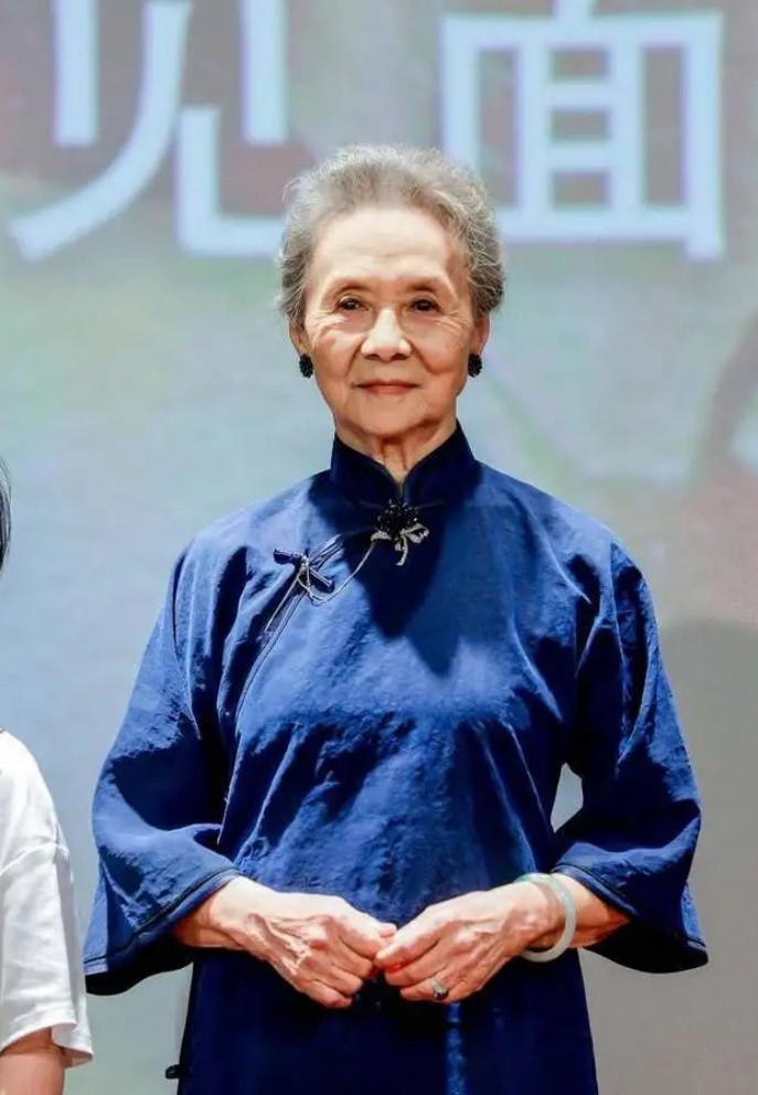 Mỹ nhân Tây Du Ký 87 tuổi vẫn có dáng đi nhanh nhẹn, dung nhan tươi tắn - cả đời không ngừng làm 1 việc để trẻ trung- Ảnh 5.