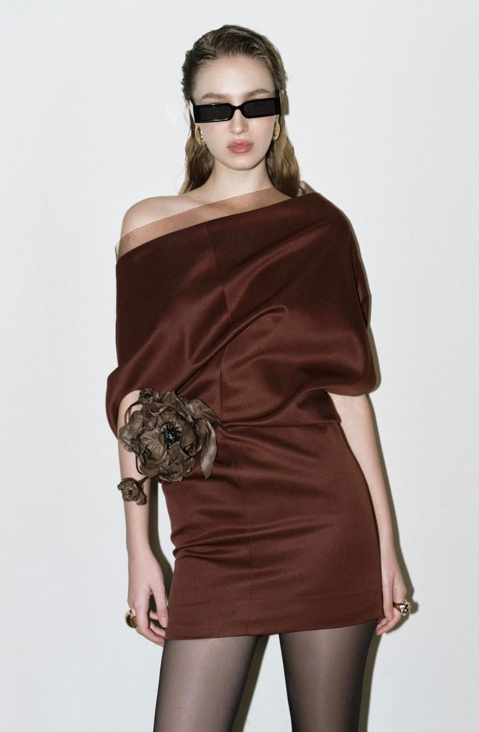 Dàn mỹ nhân đi ăn cưới con gái tỷ phú: Lên đồ tinh tế thanh lịch, quan trọng là KHÔNG lấn lướt cô dâu- Ảnh 20. Dàn mỹ nhân đi ăn cưới con gái tỷ phú: Lên đồ tinh tế thanh lịch, quan trọng là KHÔNG lấn lướt cô dâu- Ảnh 20.