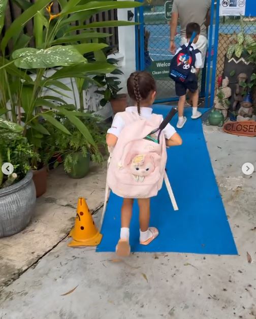 Bất ngờ với giá 2 chiếc balo Lisa và Leon nhà Hồ Ngọc Hà đeo!- Ảnh 1.