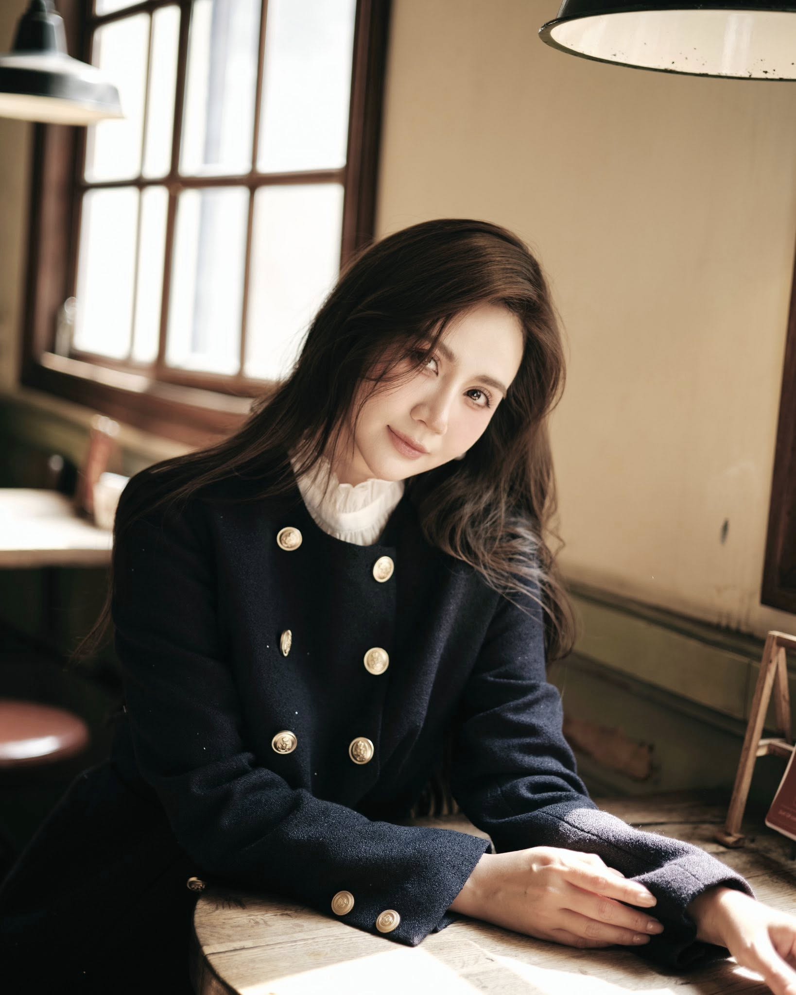 Huyền Lizzie lại đẹp động lòng người, khiến netizen mang so với Kim Tuyến- Ảnh 9. Huyền Lizzie lại đẹp động lòng người, khiến netizen mang so với Kim Tuyến- Ảnh 9.