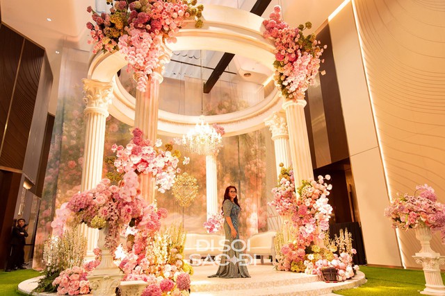 Tỷ phú Johnathan Hạnh Nguyễn đãi khách với menu sang xịn nhưng có 1 điểm xưa nay hiếm trong các đám cưới Việt- Ảnh 5.