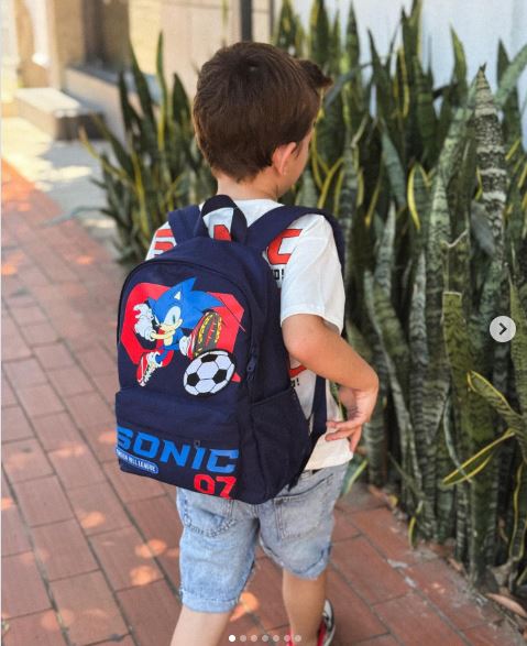 Bất ngờ với giá 2 chiếc balo Lisa và Leon nhà Hồ Ngọc Hà đeo!- Ảnh 2.