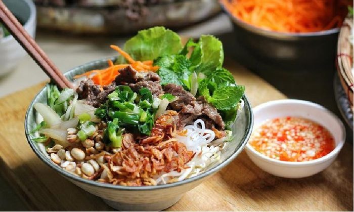 Không phải bánh mì, món ăn từ 35.000 đồng/phần này mới là hương vị Việt lọt top 100 thế giới năm 2026- Ảnh 4.