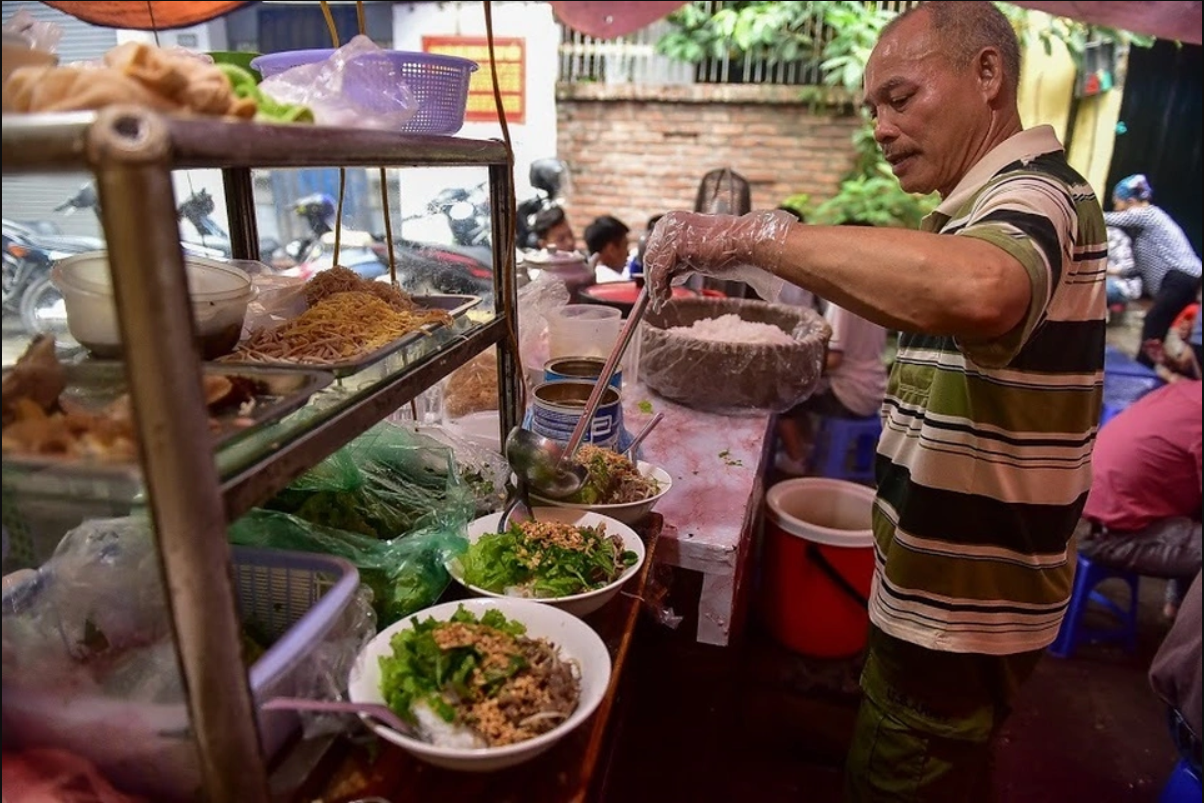Không phải bánh mì, món ăn từ 35.000 đồng/phần này mới là hương vị Việt lọt top 100 thế giới năm 2026- Ảnh 5.