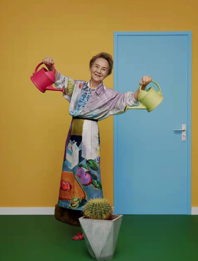 Mỹ nhân Tây Du Ký 87 tuổi vẫn có dáng đi nhanh nhẹn, dung nhan tươi tắn - cả đời không ngừng làm 1 việc để trẻ trung- Ảnh 3.