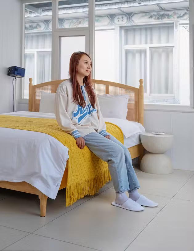 U30 bỏ phố chuyển về vùng núi "dưỡng già", chưa đầy 1 năm đã thảng thốt: “Đó không phải cuộc sống tôi muốn”- Ảnh 4.