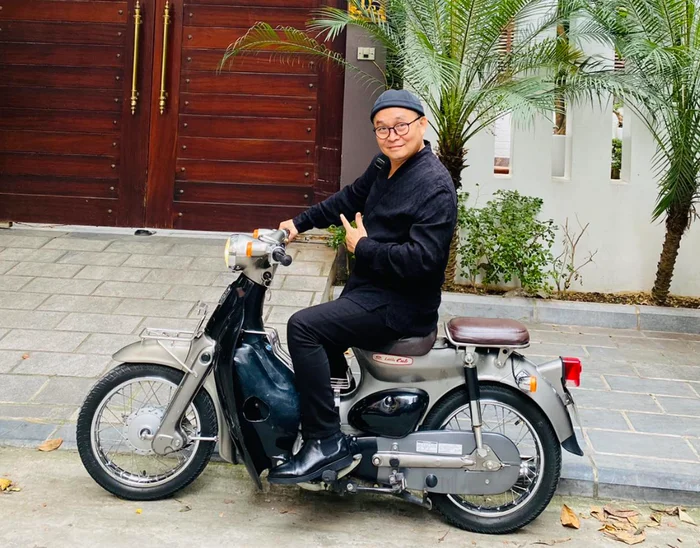 Chiếc xe gây sốt của "Vua hài đất Bắc" Xuân Hinh- Ảnh 1.