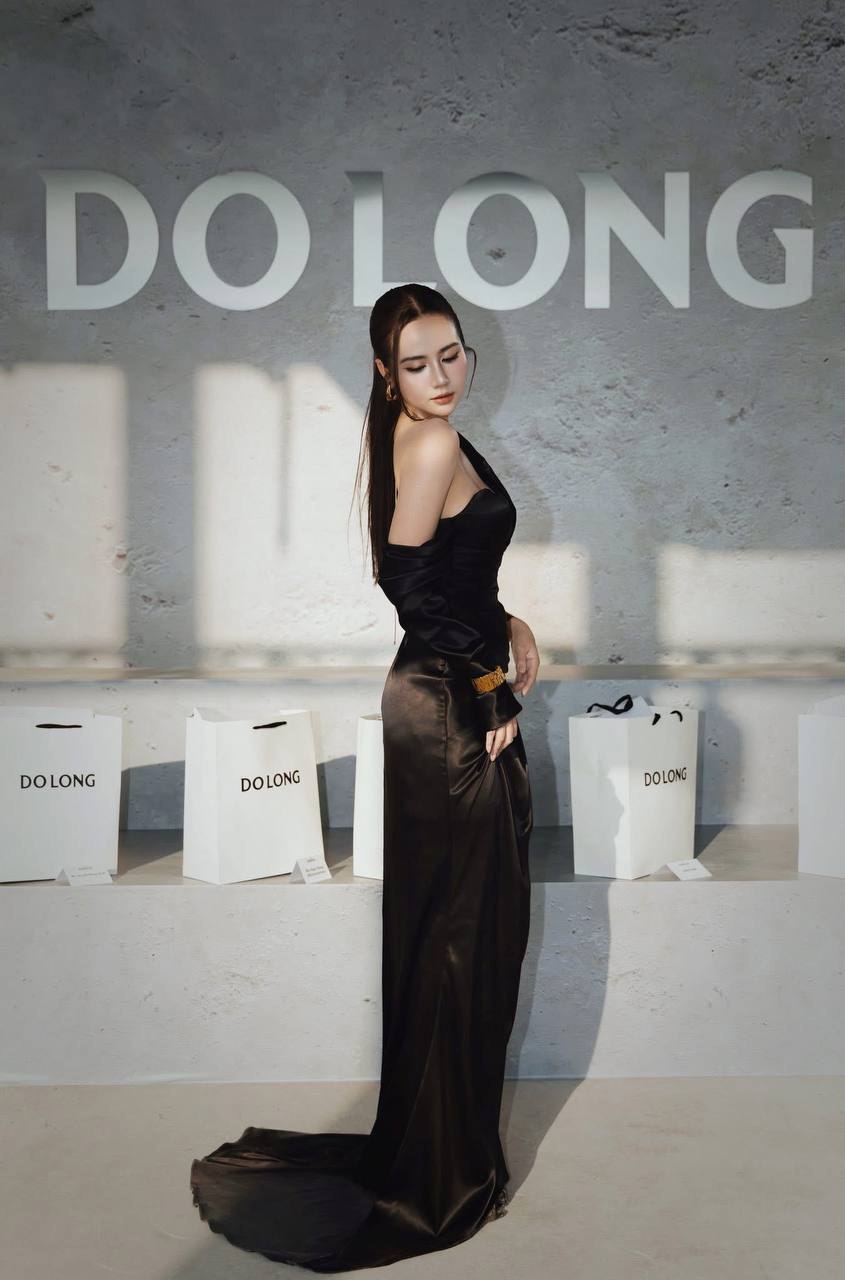 Huyền Lizzie lại đẹp động lòng người, khiến netizen mang so với Kim Tuyến- Ảnh 2. Huyền Lizzie lại đẹp động lòng người, khiến netizen mang so với Kim Tuyến- Ảnh 2.