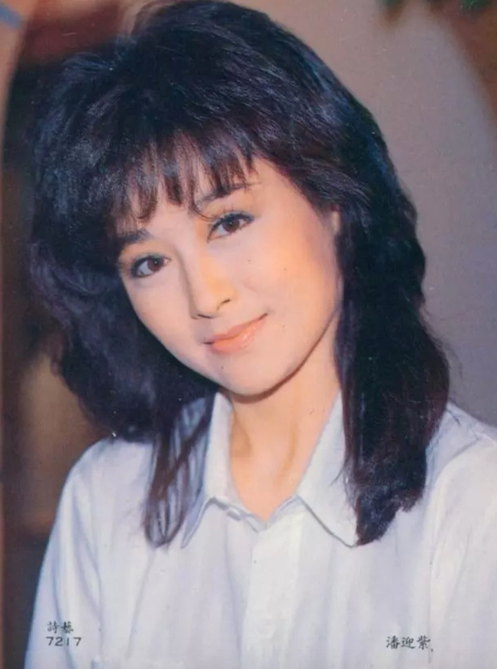 V&otilde; Tắc Thi&ecirc;n sắc sảo nhất m&agrave;n ảnh: Sống độc th&acirc;n suốt 40 năm, U80 vẫn gợi cảm- Ảnh 3.