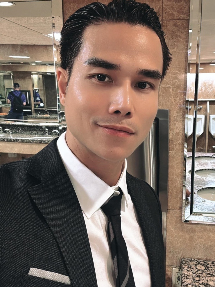 Nam vương tiếng tăm một thời bỏ showbiz đi dạy lái máy bay: 42 tuổi vẫn độc thân, được khen lão hóa ngược- Ảnh 1.