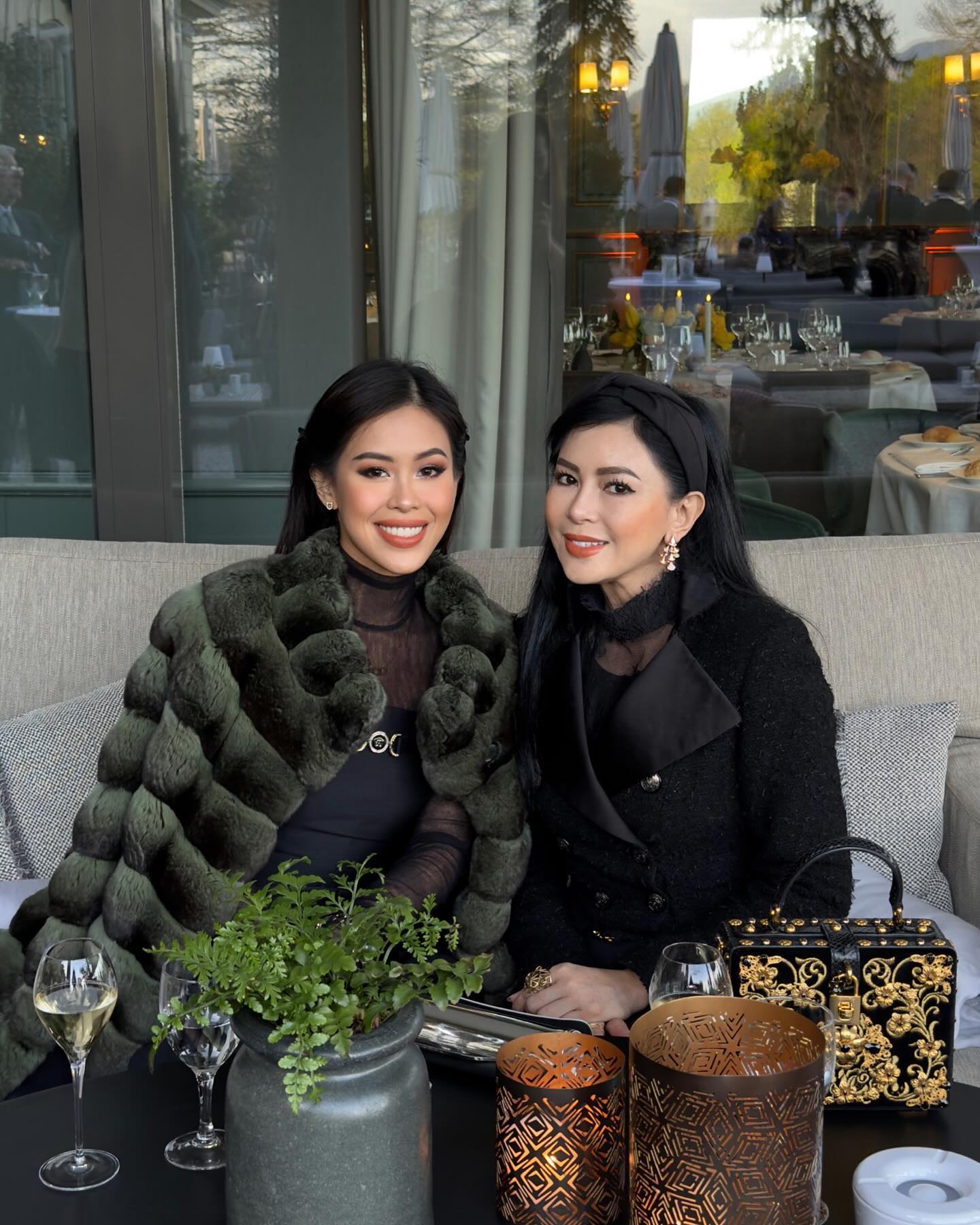 4 mỹ nh&acirc;n "đỉnh lưu" trong gia đ&igrave;nh tỷ ph&uacute; Johnathan Hạnh Nguyễn- Ảnh 5.