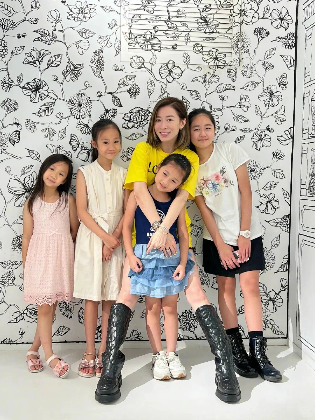 Bên trong căn hộ có giá thuê 1 tỷ mỗi tháng của quý cô độc thân nổi tiếng nhất Hong Kong- Ảnh 13.