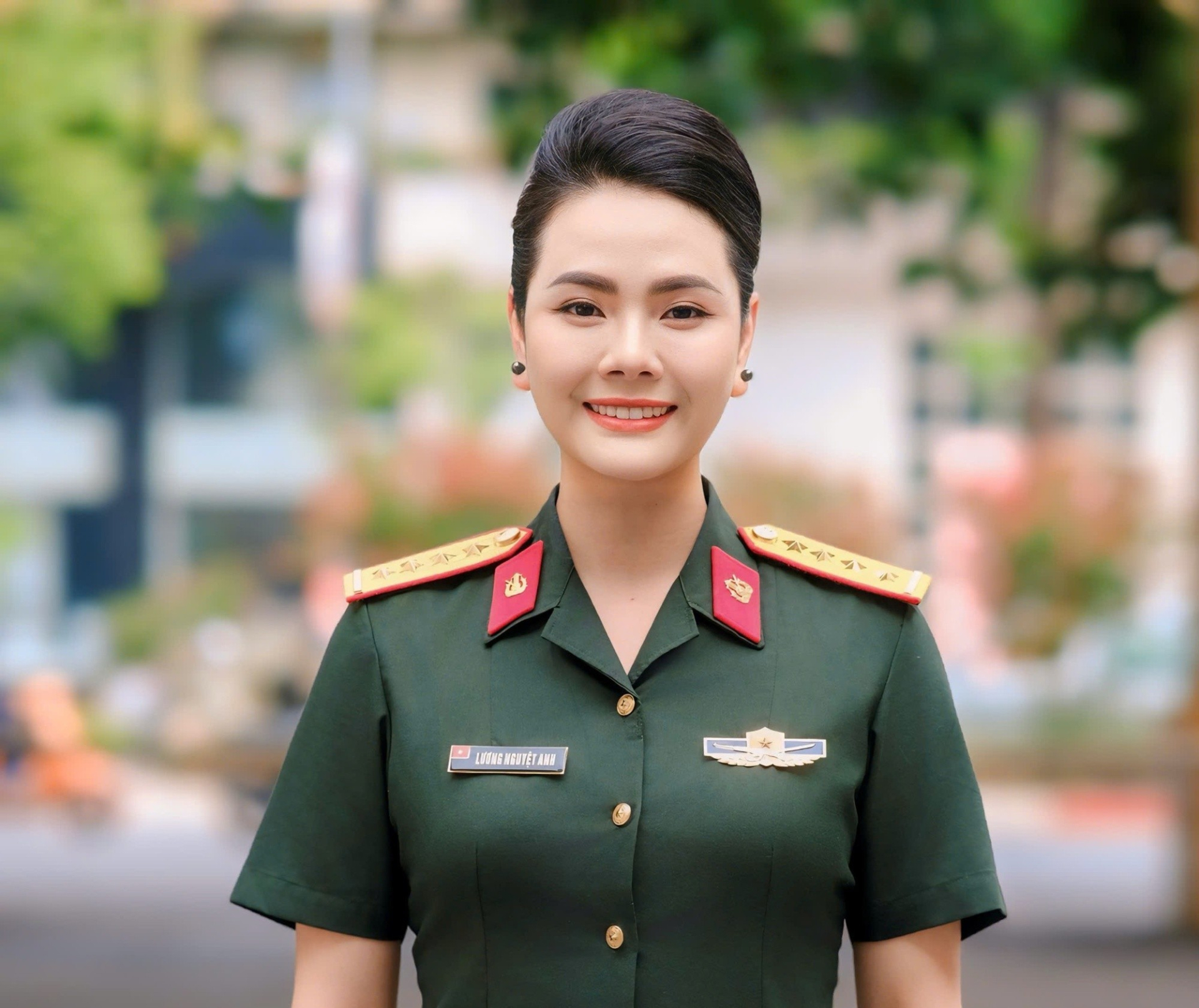 Đại úy Quân đội được Bộ Quốc phòng khen thưởng: Thi quốc tế đạt giải xuất sắc, làm giảng viên nhiều người trọng vọng- Ảnh 1.