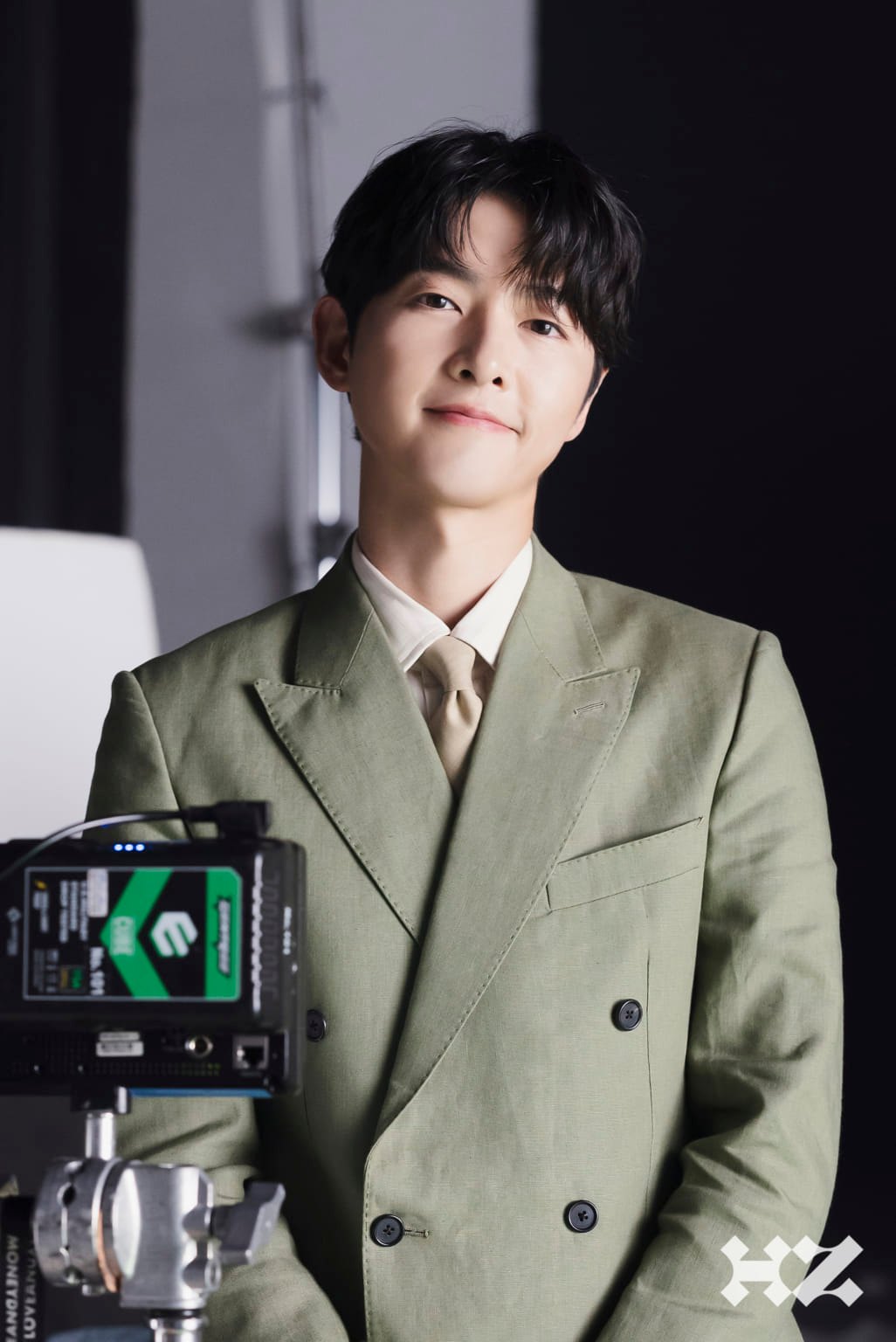 Song Joong Ki nên dừng lại- Ảnh 1. Song Joong Ki nên dừng lại- Ảnh 1.