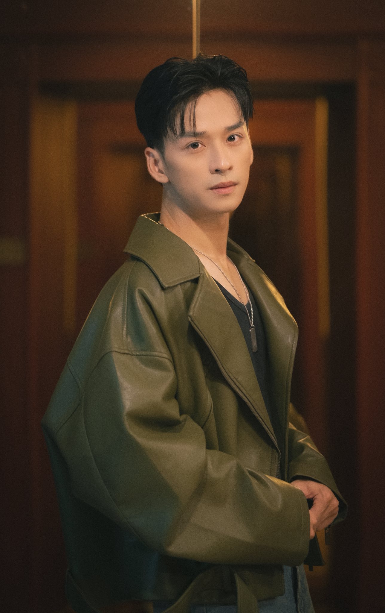 Cặp sao Việt lệch nhau 13 tuổi bị đồn hẹn hò khắp MXH: Nhà gái càng bị chê càng hot, nhà trai là nam thần ngôn tình- Ảnh 8. Cặp sao Việt lệch nhau 13 tuổi bị đồn hẹn hò khắp MXH: Nhà gái càng bị chê càng hot, nhà trai là nam thần ngôn tình- Ảnh 8.