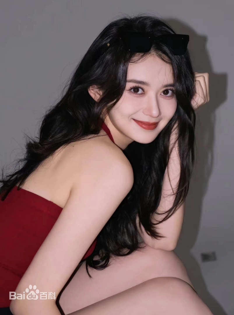 "26 tuổi cặp kè với 52 tuổi", hoa khôi nhận chu cấp hơn nửa tỷ- Ảnh 2.