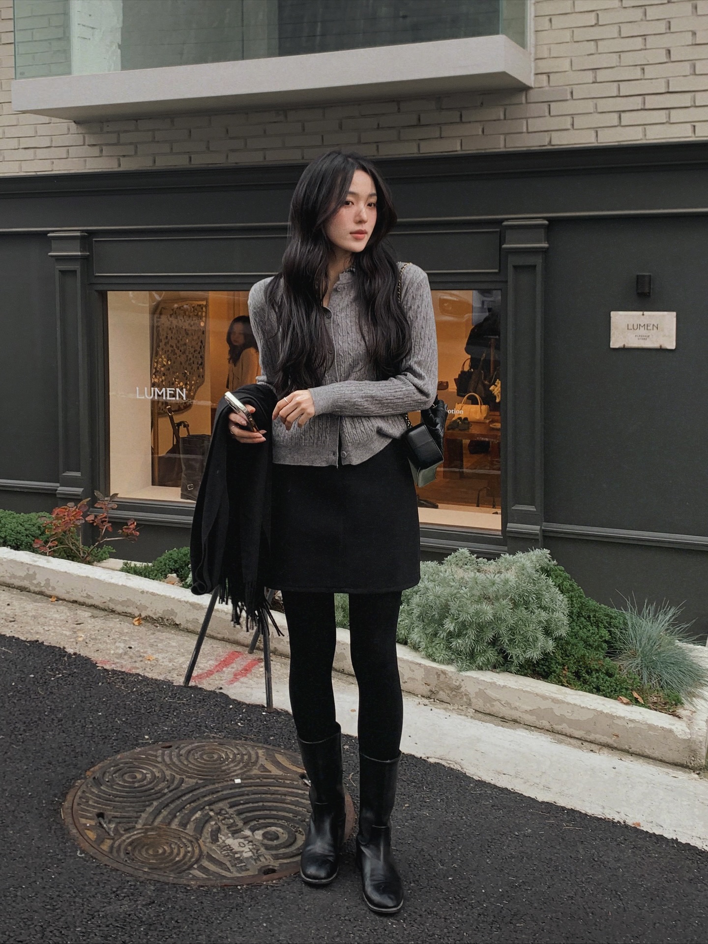 Không thích đi giày cao gót, nàng cao khiêm tốn nhất định phải có 5 mẫu giày bệt tôn dáng- Ảnh 1. Không thích đi giày cao gót, nàng cao khiêm tốn nhất định phải có 5 mẫu giày bệt tôn dáng- Ảnh 1.