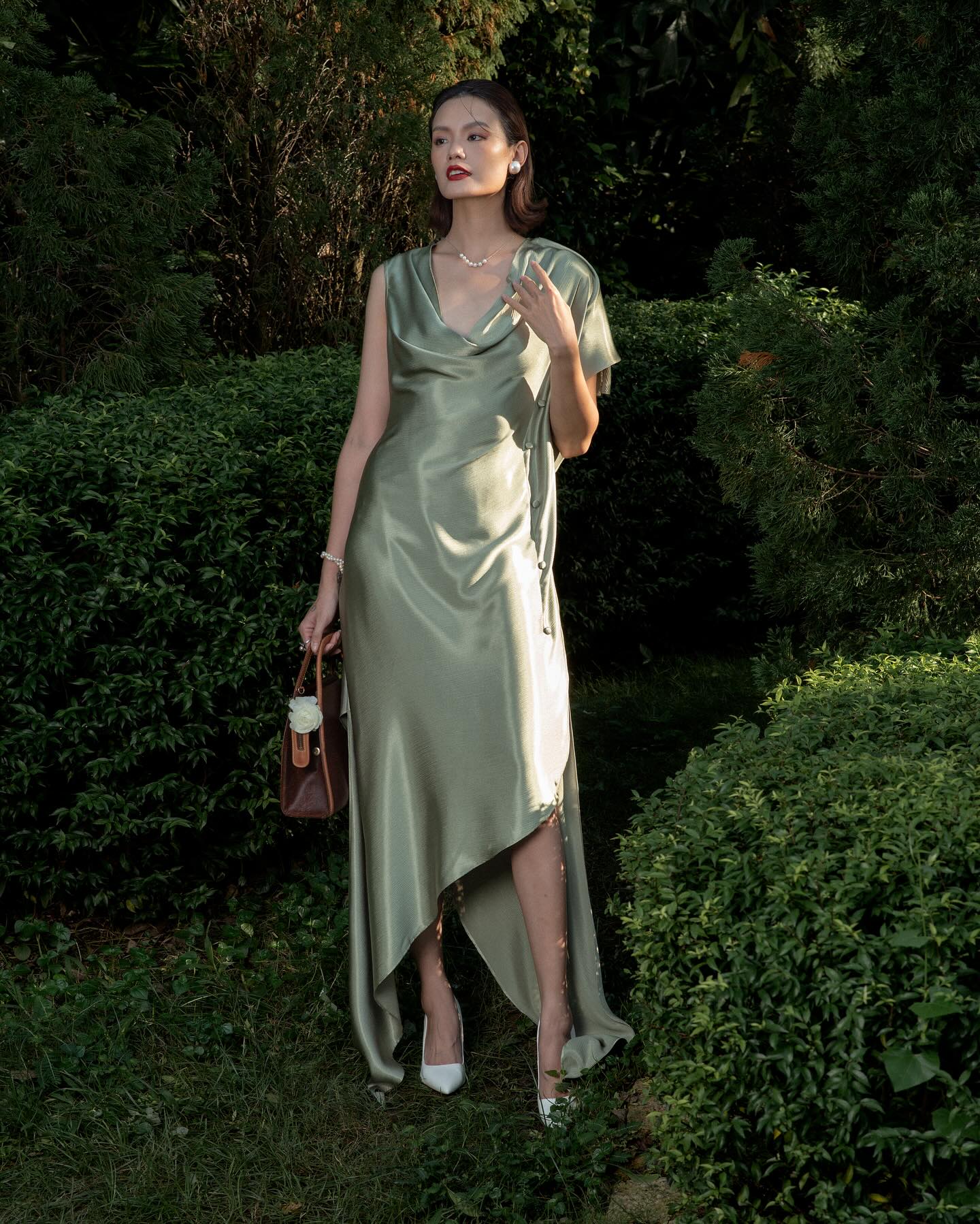 Khách mời diện đầm local brand Việt tại lễ cưới Tiên Nguyễn: Có thiết kế chỉ 3 triệu mà cao sang, tinh tế vô cùng- Ảnh 14. Khách mời diện đầm local brand Việt tại lễ cưới Tiên Nguyễn: Có thiết kế chỉ 3 triệu mà cao sang, tinh tế vô cùng- Ảnh 14.