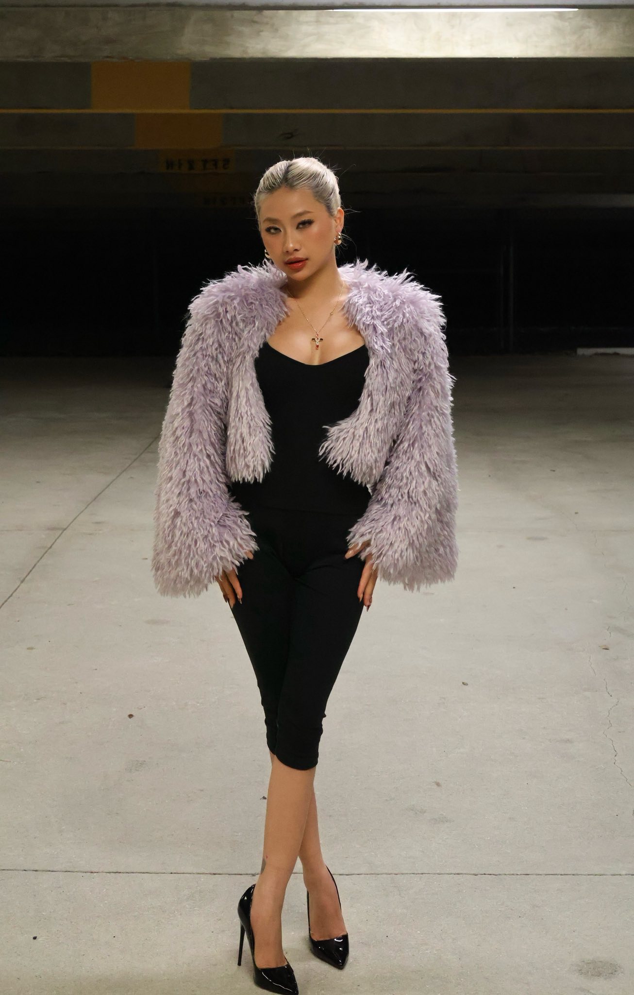 Louis Phạm diện áo phông cũng sexy hết nấc, liên tục Louis Phạm diện áo phông cũng sexy hết nấc, liên tục