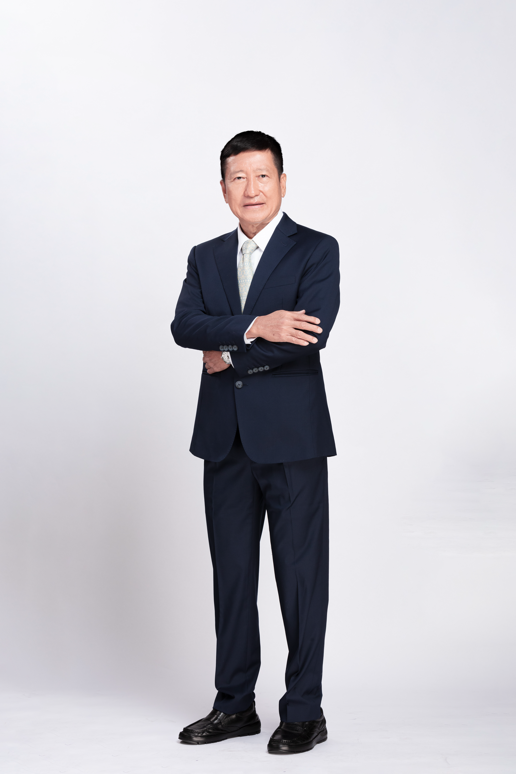 Từng đi vay 200 triệu không lãi, người đàn ông bán vé số xây dựng được cơ nghiệp nghìn tỷ ở Sài Gòn là ai?- Ảnh 1. Từng đi vay 200 triệu không lãi, người đàn ông bán vé số xây dựng được cơ nghiệp nghìn tỷ ở Sài Gòn là ai?- Ảnh 1.