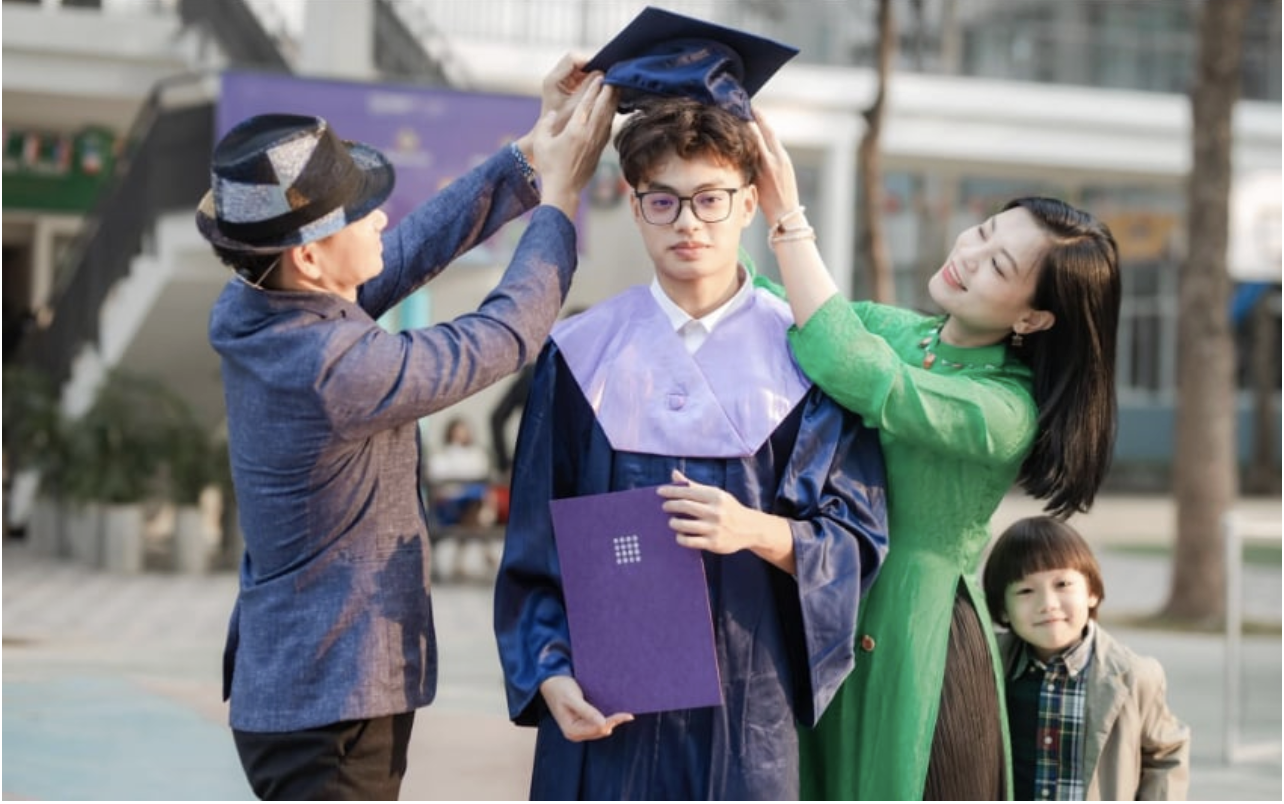 Bí mật của cậu cả nhà Cục trưởng Xuân Bắc bị phát hiện- Ảnh 6. Bí mật của cậu cả nhà Cục trưởng Xuân Bắc bị phát hiện- Ảnh 6.