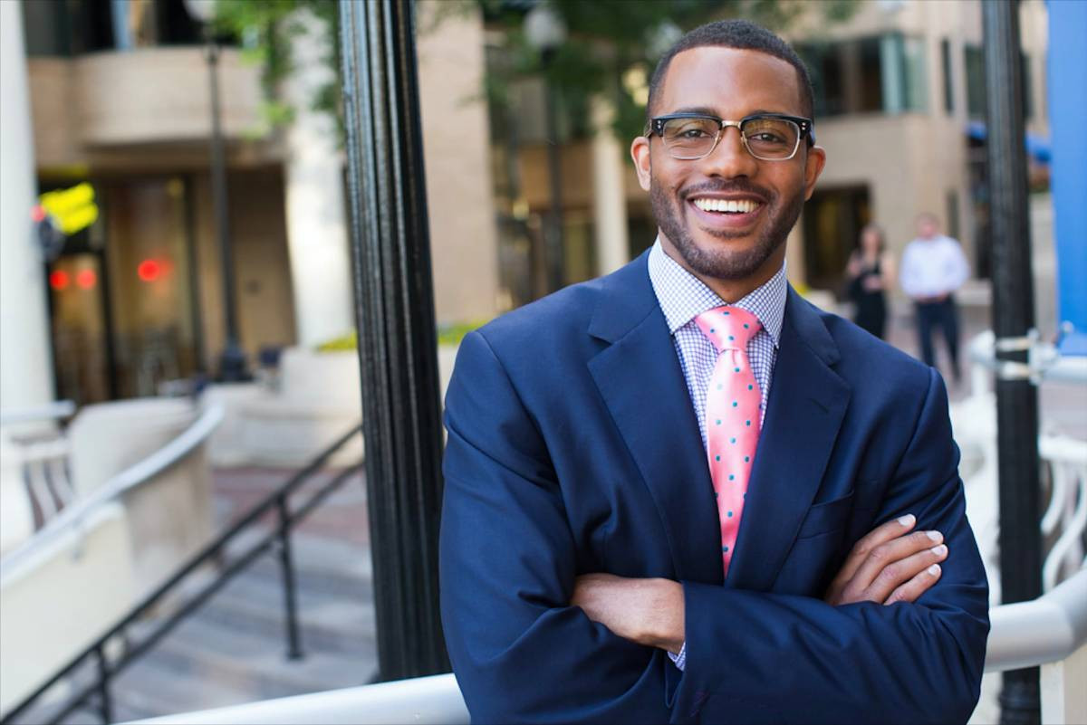 Khi “tấm lòng vàng” hóa thành siêu xe, biệt thự, sống sang chảnh ngút ngàn: Những cú "phốt" từ thiện gây chấn động- Ảnh 3. Khi “tấm lòng vàng” hóa thành siêu xe, biệt thự, sống sang chảnh ngút ngàn: Những cú "phốt" từ thiện gây chấn động- Ảnh 3.