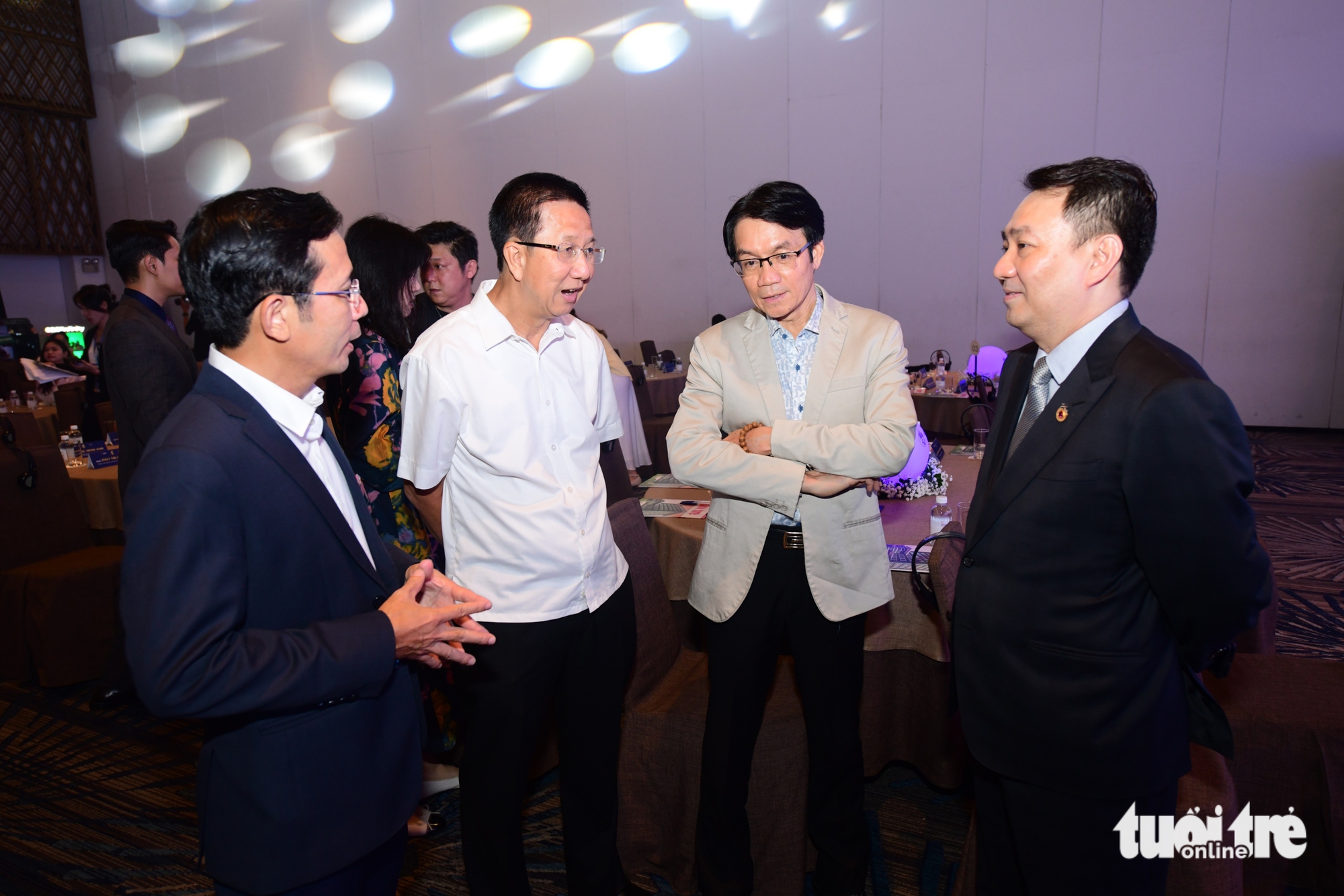 Kinh tế Lifestyle: từ tiêu dùng 'cho đủ sống' sang tiêu dùng để khẳng định phong cách sống- Ảnh 8. Kinh tế Lifestyle: từ tiêu dùng 'cho đủ sống' sang tiêu dùng để khẳng định phong cách sống- Ảnh 8.