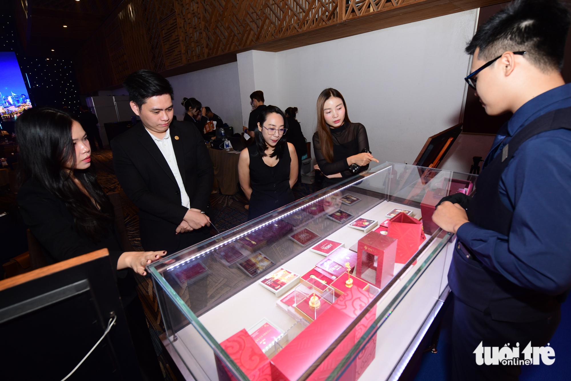 Kinh tế Lifestyle: từ tiêu dùng 'cho đủ sống' sang tiêu dùng để khẳng định phong cách sống- Ảnh 10. Kinh tế Lifestyle: từ tiêu dùng 'cho đủ sống' sang tiêu dùng để khẳng định phong cách sống- Ảnh 10.