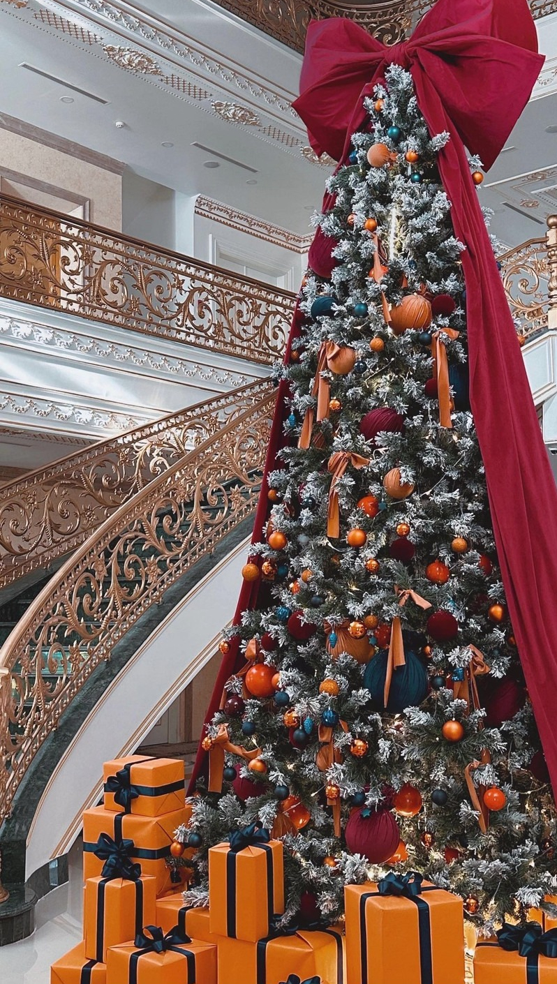 Mỹ nhân Việt 26 tuổi lên xe hoa với đại gia: Ở dinh thự dát vàng tráng lệ, sống như công chúa đời thực- Ảnh 6. Mỹ nhân Việt 26 tuổi lên xe hoa với đại gia: Ở dinh thự dát vàng tráng lệ, sống như công chúa đời thực- Ảnh 6.