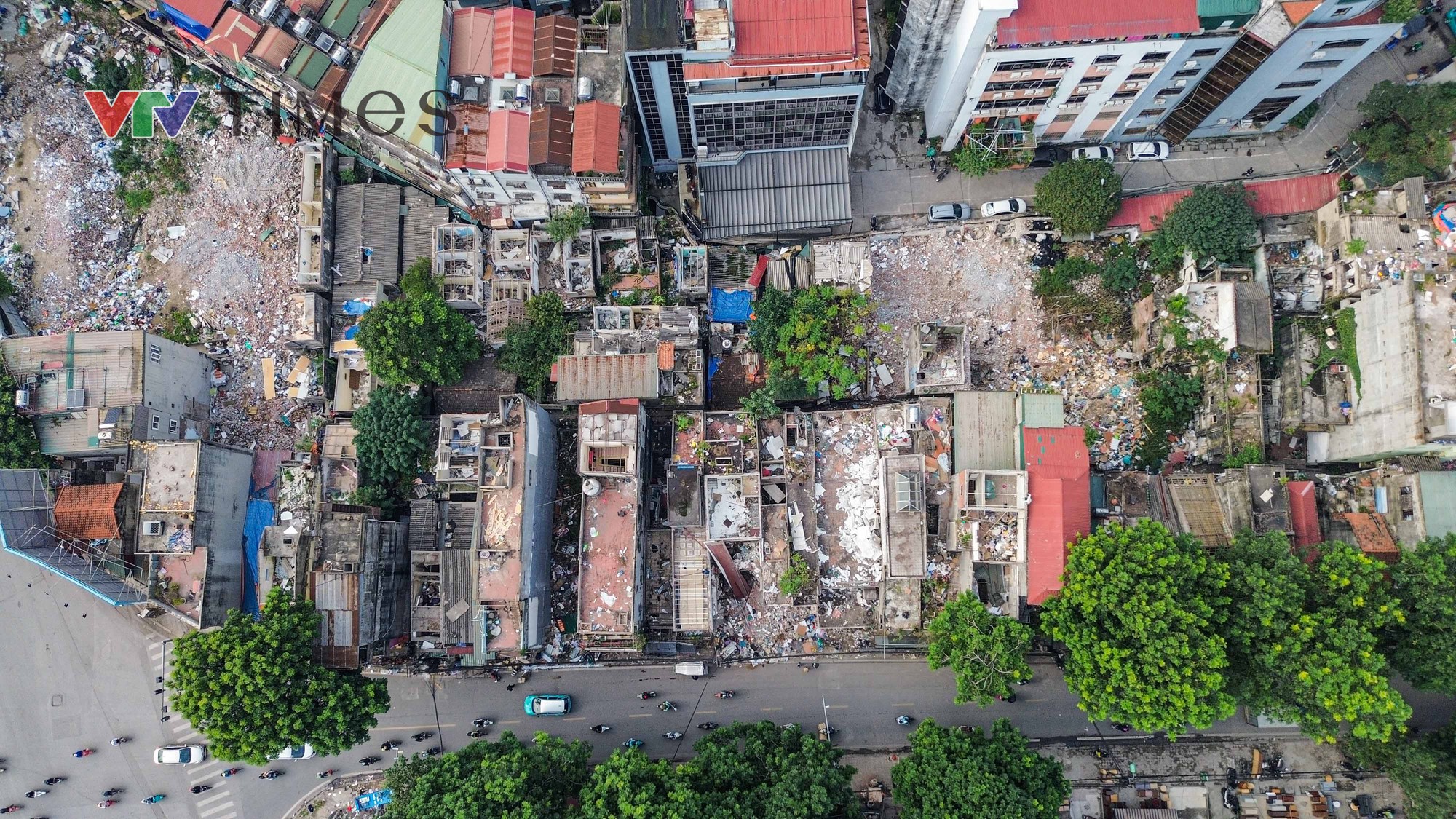 Người dân khẩn trương di dời, bàn giao mặt bằng cho dự án Vành đai 1 đoạn Hoàng Cầu - Voi Phục- Ảnh 14. Người dân khẩn trương di dời, bàn giao mặt bằng cho dự án Vành đai 1 đoạn Hoàng Cầu - Voi Phục- Ảnh 14.