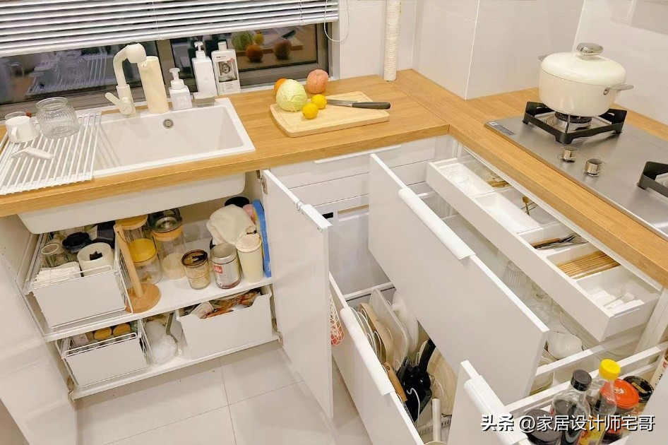 Một mình nuôi con, mẹ 33 tuổi vẫn cải tạo nhà 43m² đẹp ngỡ ngàng - nỗ lực khiến ai cũng nể phục- Ảnh 6. Một mình nuôi con, mẹ 33 tuổi vẫn cải tạo nhà 43m² đẹp ngỡ ngàng - nỗ lực khiến ai cũng nể phục- Ảnh 6.