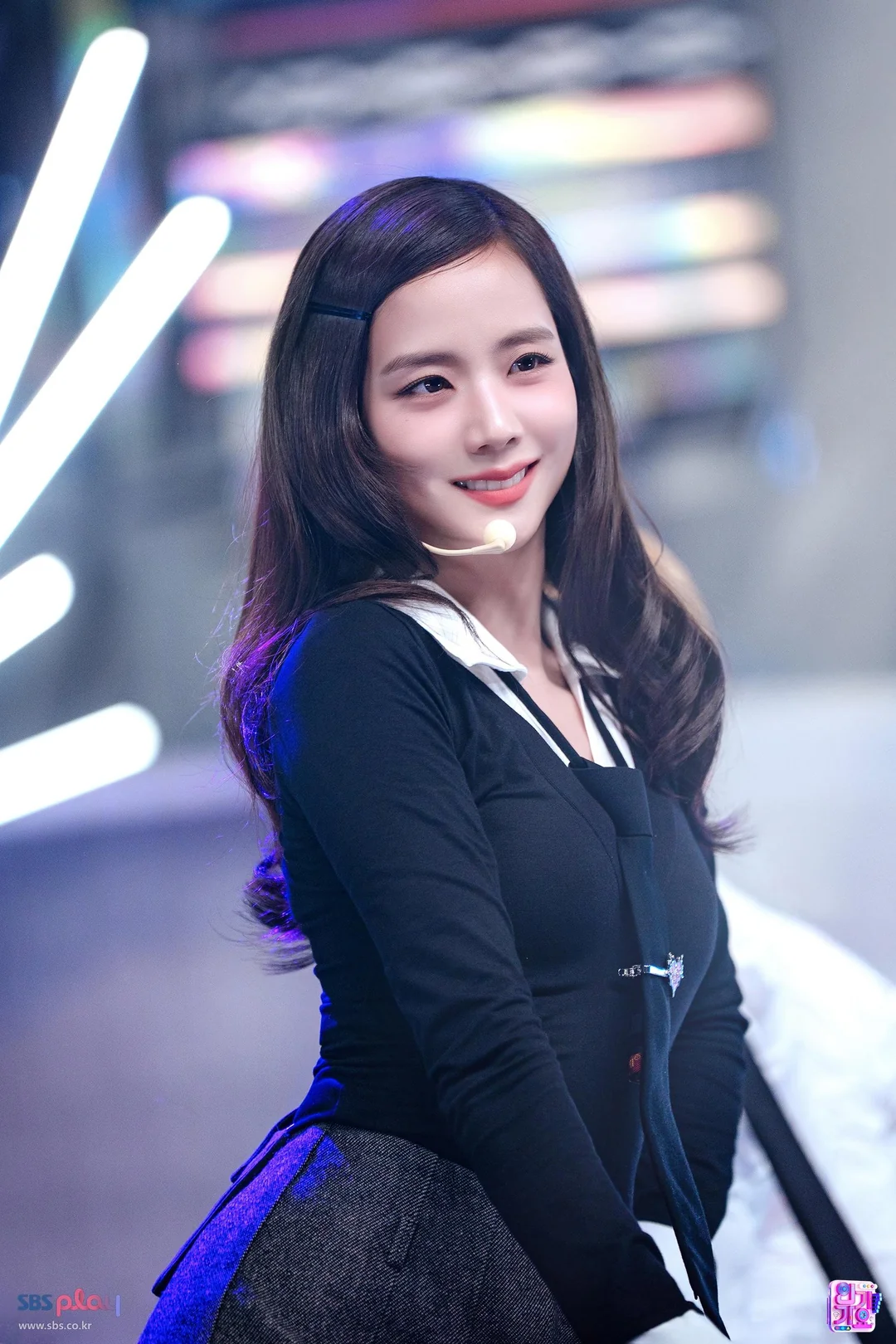 Thành viên đẹp nhất BLACKPINK nhảy xấu nhưng được cái nhiệt tình- Ảnh 5.