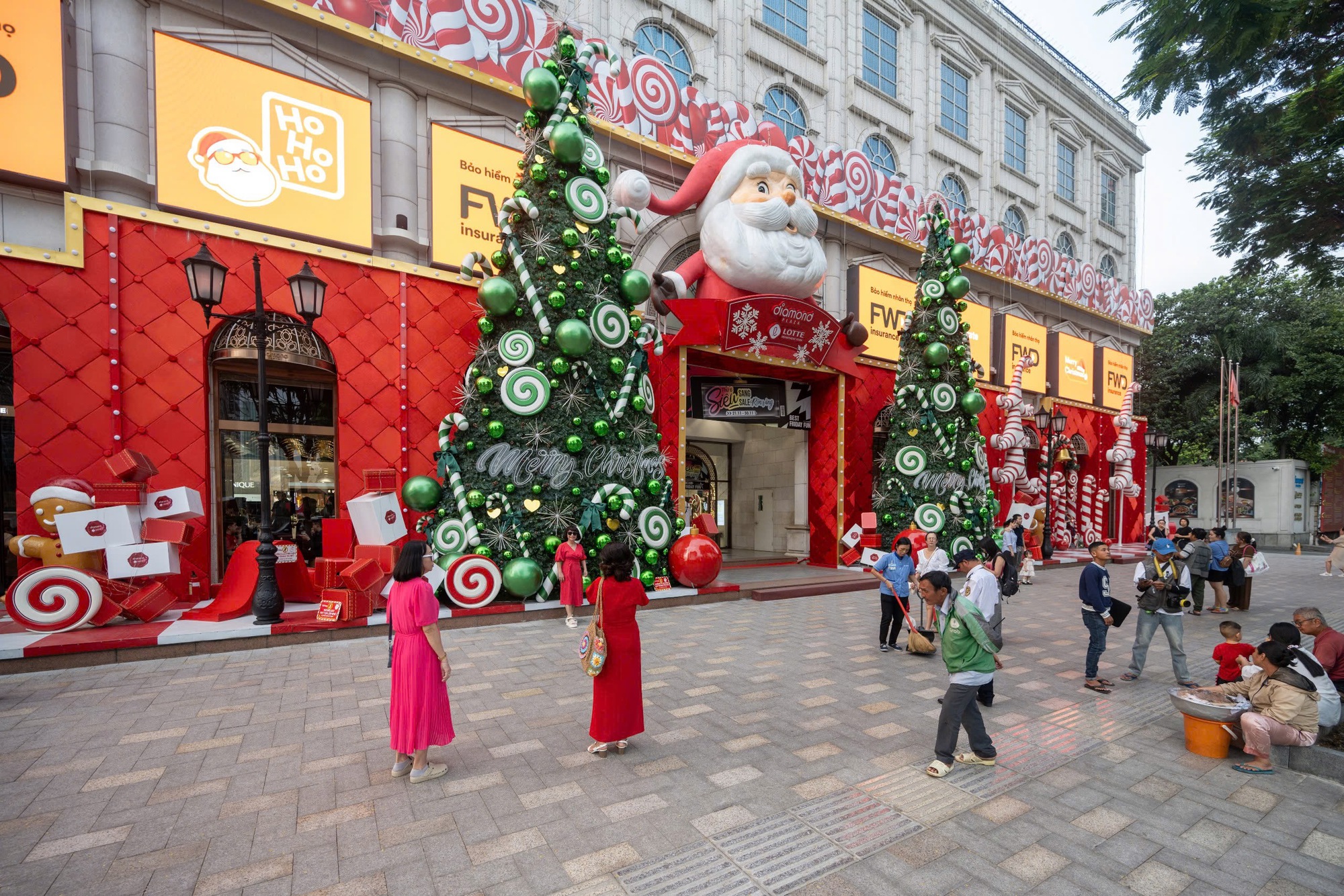 Thắp sáng mùa Giáng sinh trên thành phố mang tên Bác- Ảnh 4.