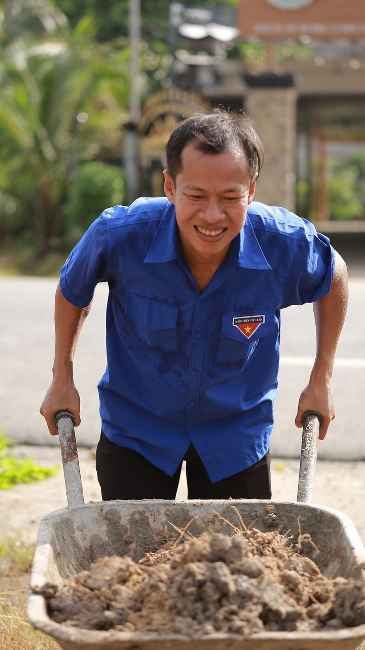 Tốt nghiệp đại học ở tuổi 36- Ảnh 5.