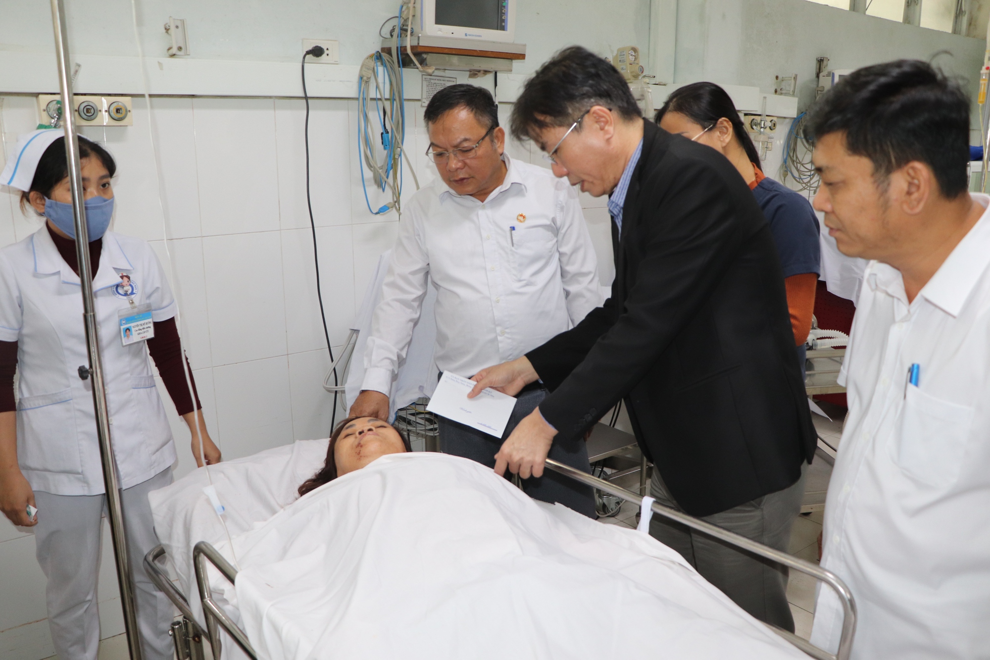 CLIP: Lời kể nạn nhân và danh sách 4 người chết trong vụ tai nạn kinh hoàng ở Đà Nẵng- Ảnh 2. CLIP: Lời kể nạn nhân và danh sách 4 người chết trong vụ tai nạn kinh hoàng ở Đà Nẵng- Ảnh 2.