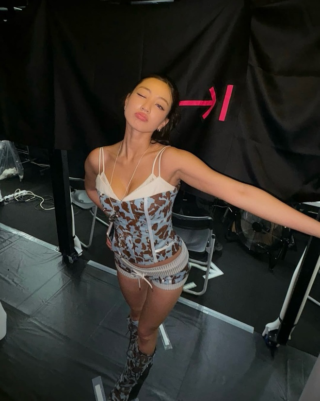 Hot girl Đảo Thiên Đường Hot girl Đảo Thiên Đường