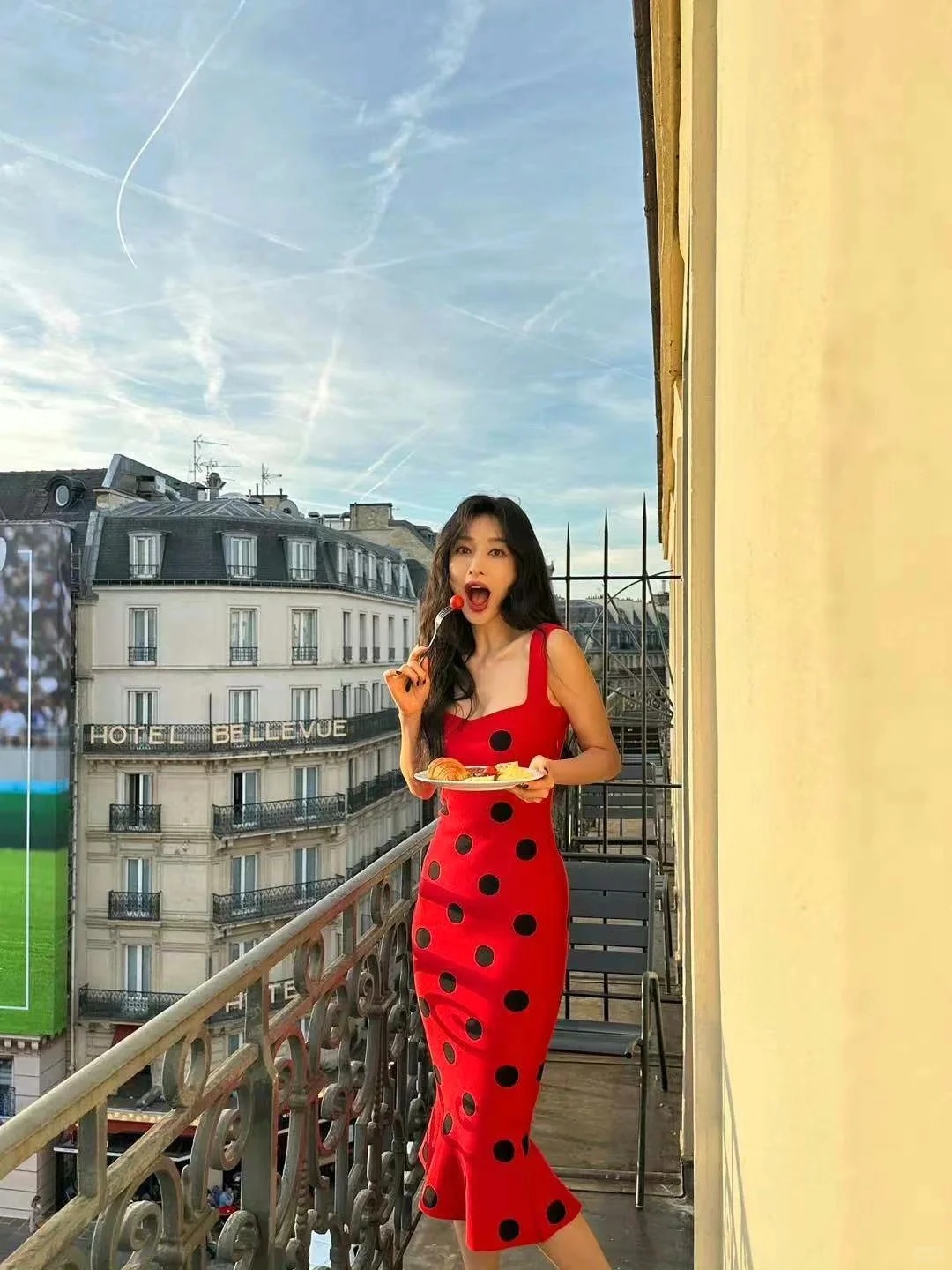 Màu sắc may mắn năm 2026 theo Thần số học: Mặc gì để hút năng lượng tích cực, xua tan vận xui?- Ảnh 4. Màu sắc may mắn năm 2026 theo Thần số học: Mặc gì để hút năng lượng tích cực, xua tan vận xui?- Ảnh 4.