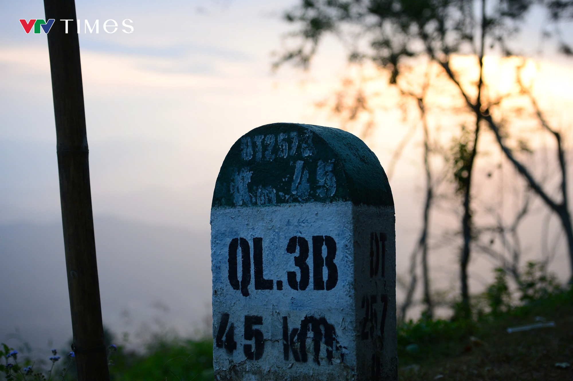 Đón bình minh trên đỉnh Đồn Đèn: Thiên đường săn mây "Chill" nhất Thái Nguyên- Ảnh 4. Đón bình minh trên đỉnh Đồn Đèn: Thiên đường săn mây "Chill" nhất Thái Nguyên- Ảnh 4.