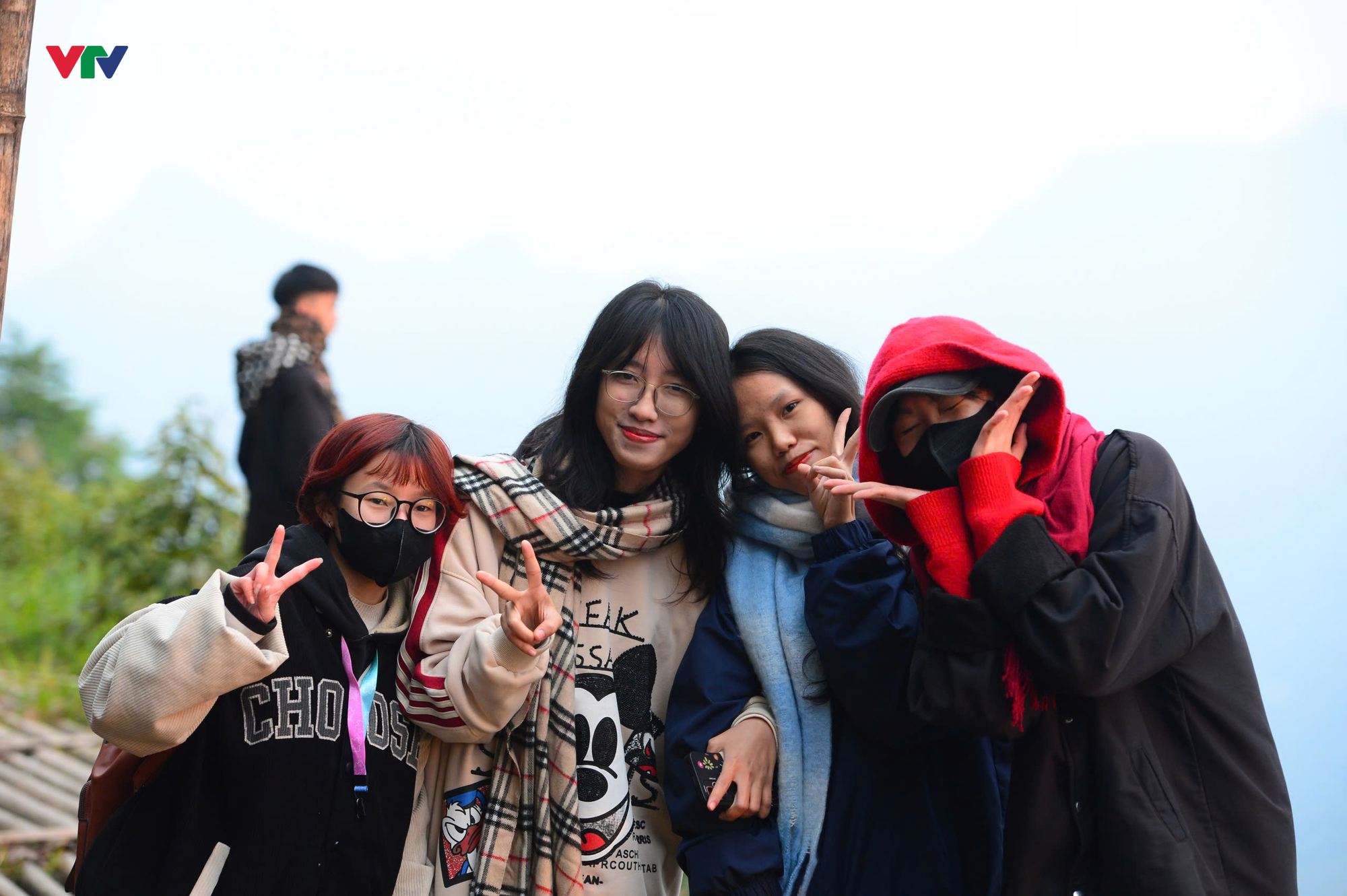 Đón bình minh trên đỉnh Đồn Đèn: Thiên đường săn mây "Chill" nhất Thái Nguyên- Ảnh 6. Đón bình minh trên đỉnh Đồn Đèn: Thiên đường săn mây "Chill" nhất Thái Nguyên- Ảnh 6.