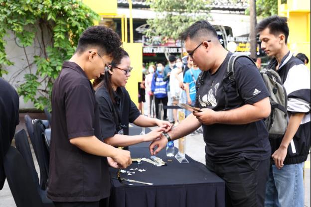 Đại tiệc AI của Thế Giới Di Động: Khi giới trẻ TP. HCM học cách biến công nghệ thành trợ thủ- Ảnh 1. Đại tiệc AI của Thế Giới Di Động: Khi giới trẻ TP. HCM học cách biến công nghệ thành trợ thủ- Ảnh 1.